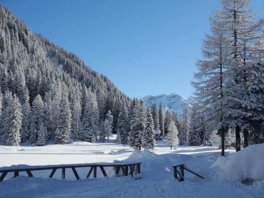Rifugio Lago Nambino Madonna di Campiglio Ngoại thất bức ảnh